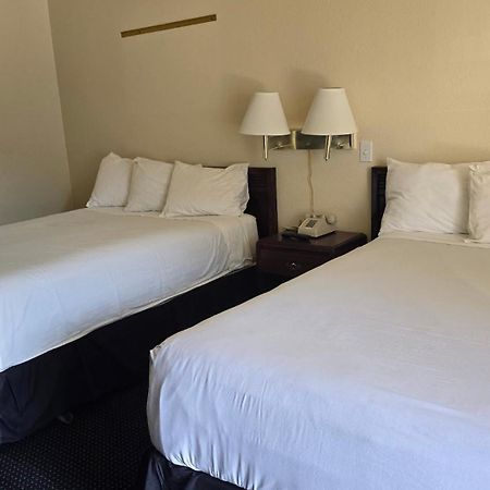 Terrace Inn And Suites เอลเซอร์ริโต ภายนอก รูปภาพ